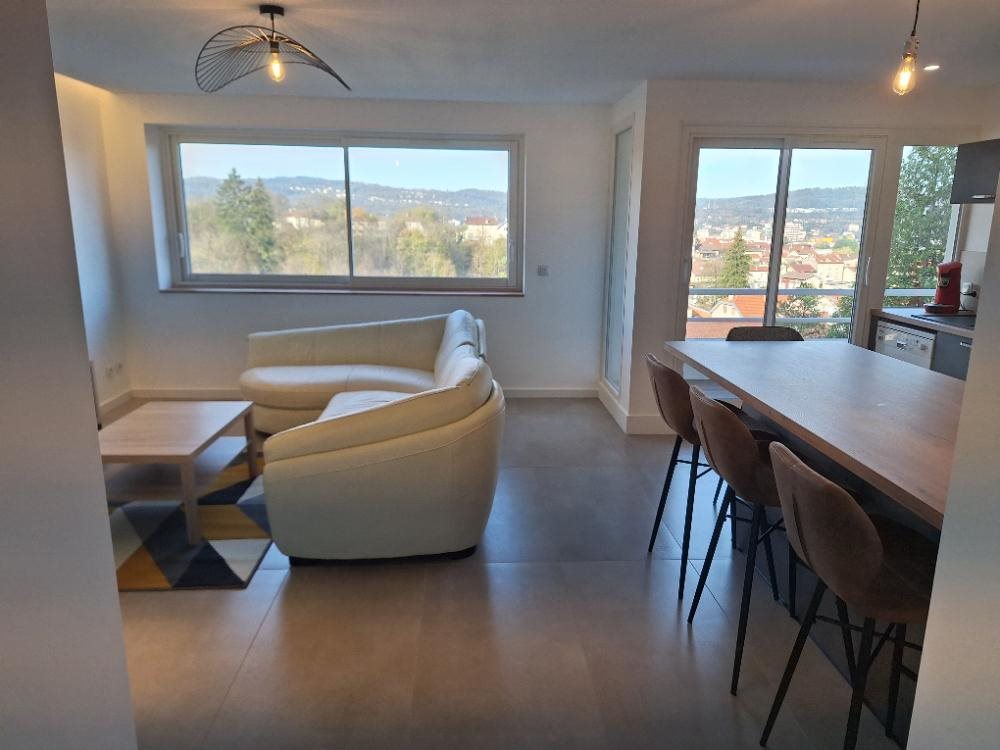 Appartement à louer, 78m², Oyonnax