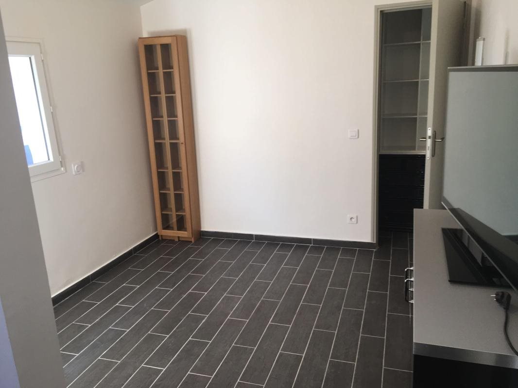 Maison à louer, 21m², Ivry-sur-Seine