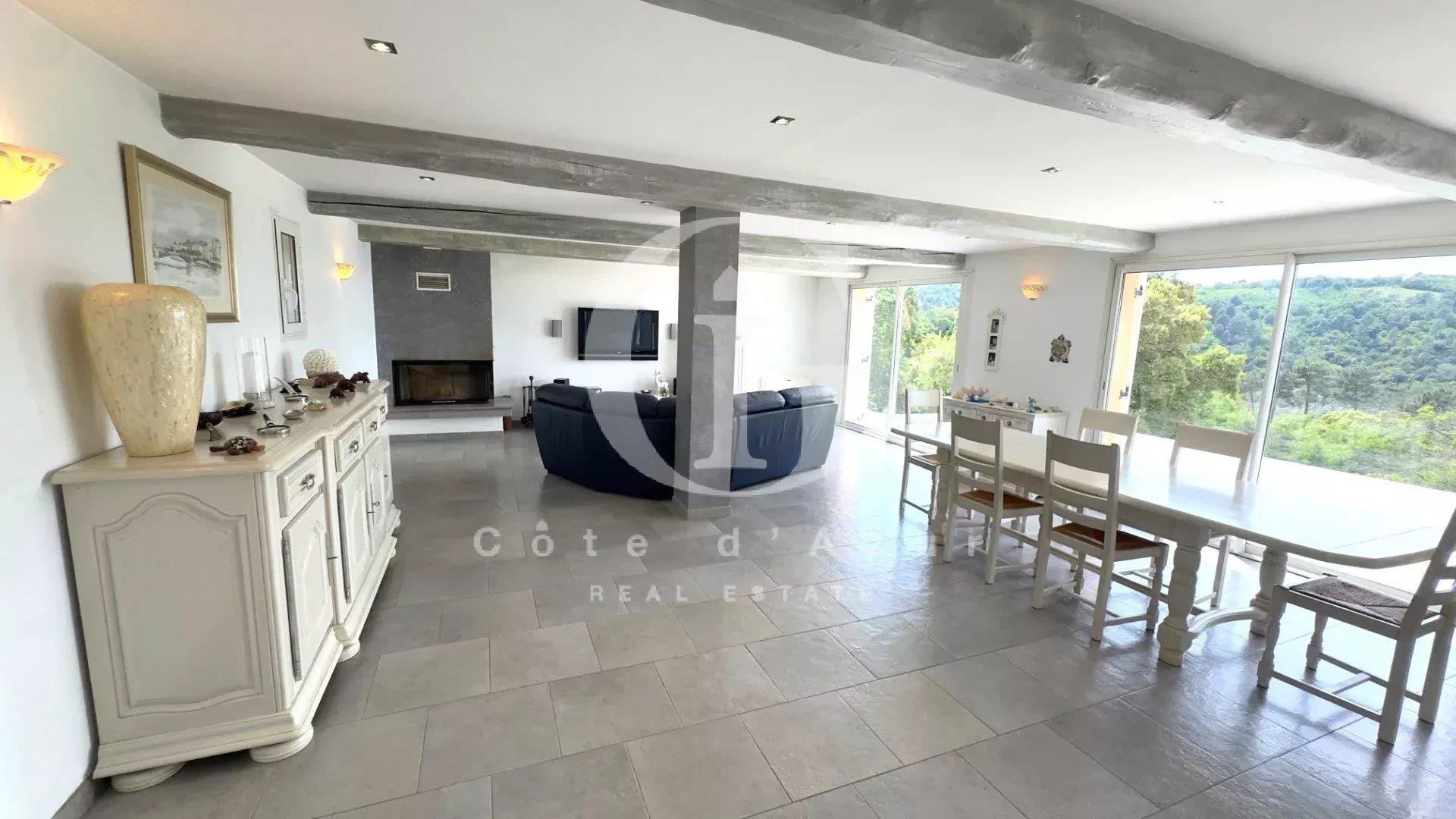 Maison à vendre, 194m², Tanneron