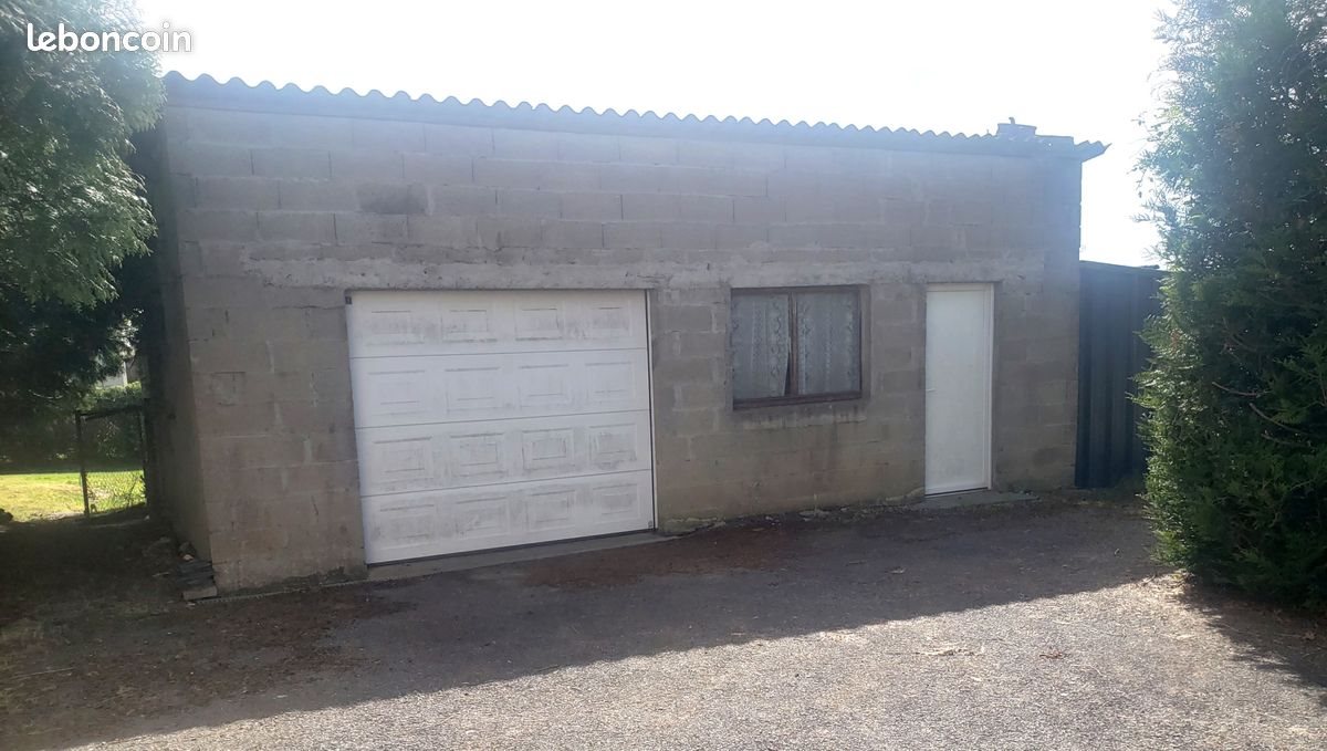 Maison à louer, 95m², Lusanger