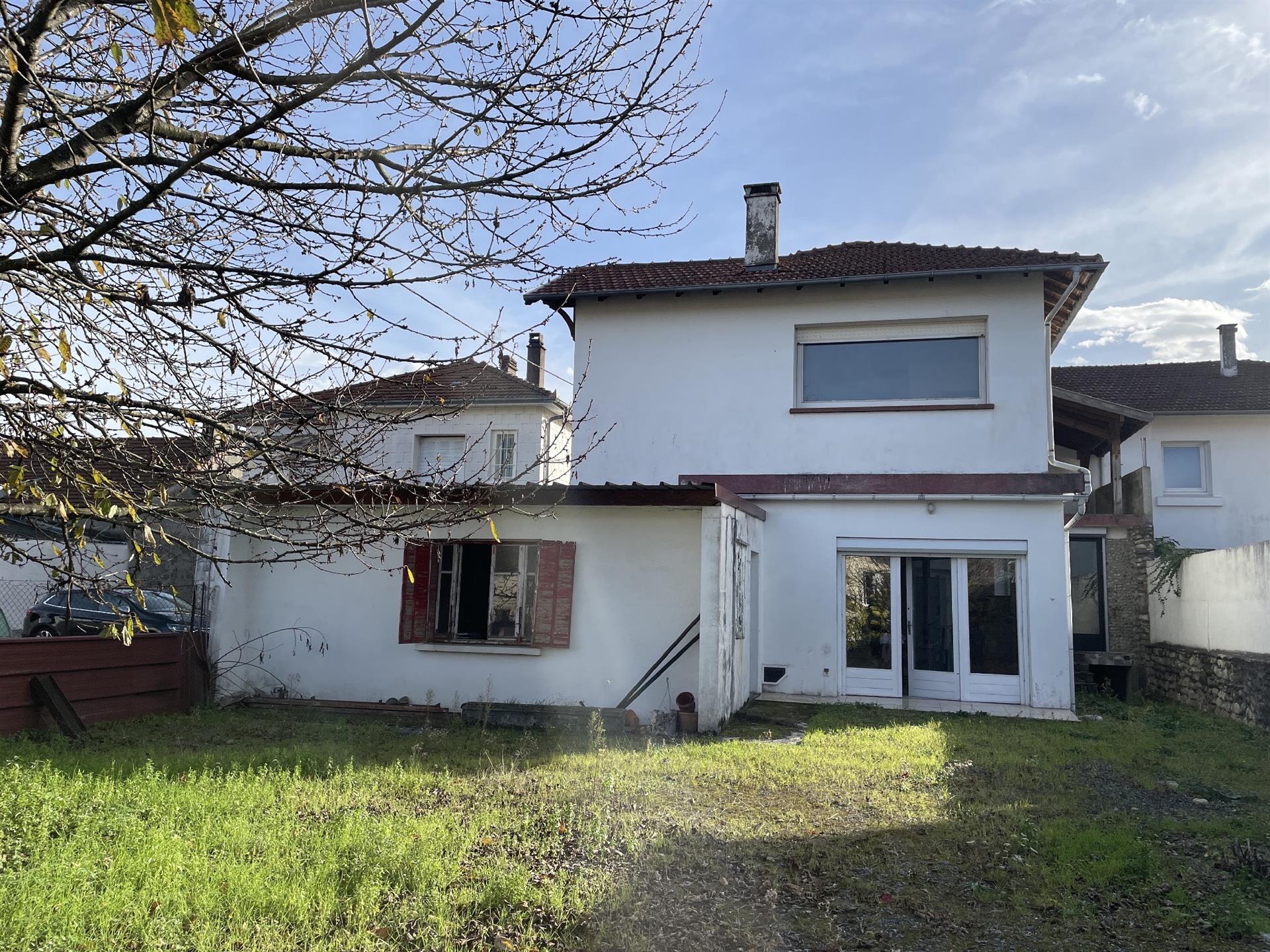 Maison à vendre, 122m², Tarbes