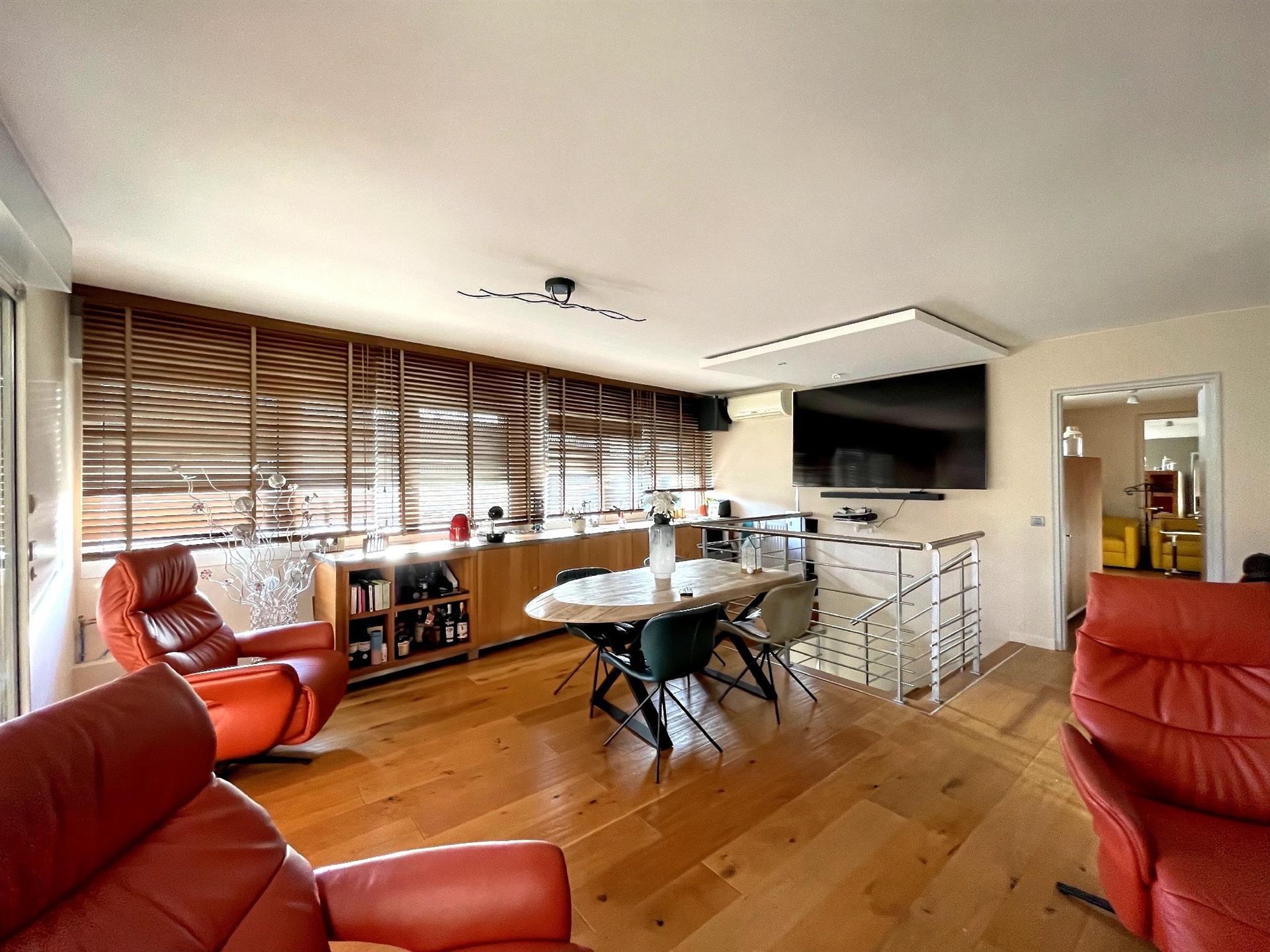 Appartement à vendre, 187m², Pau