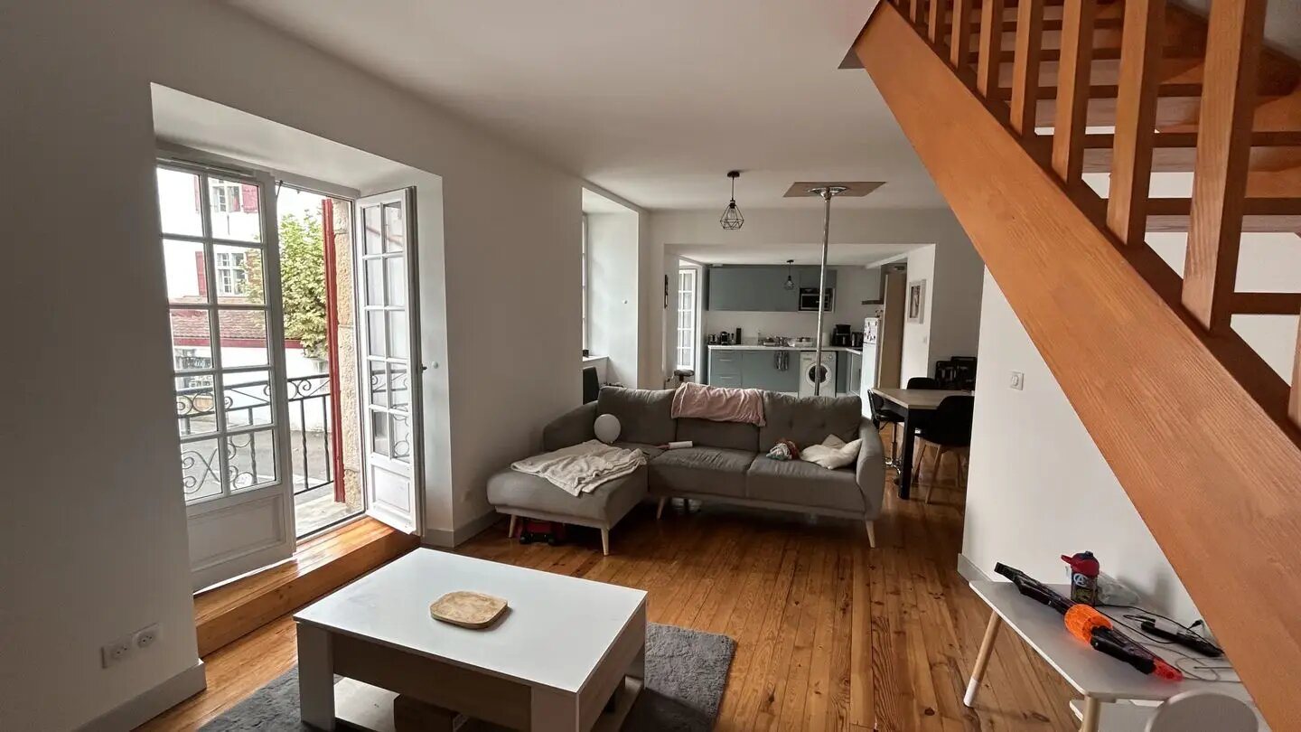 Appartement à louer, 77m², Saint-Pée-sur-Nivelle