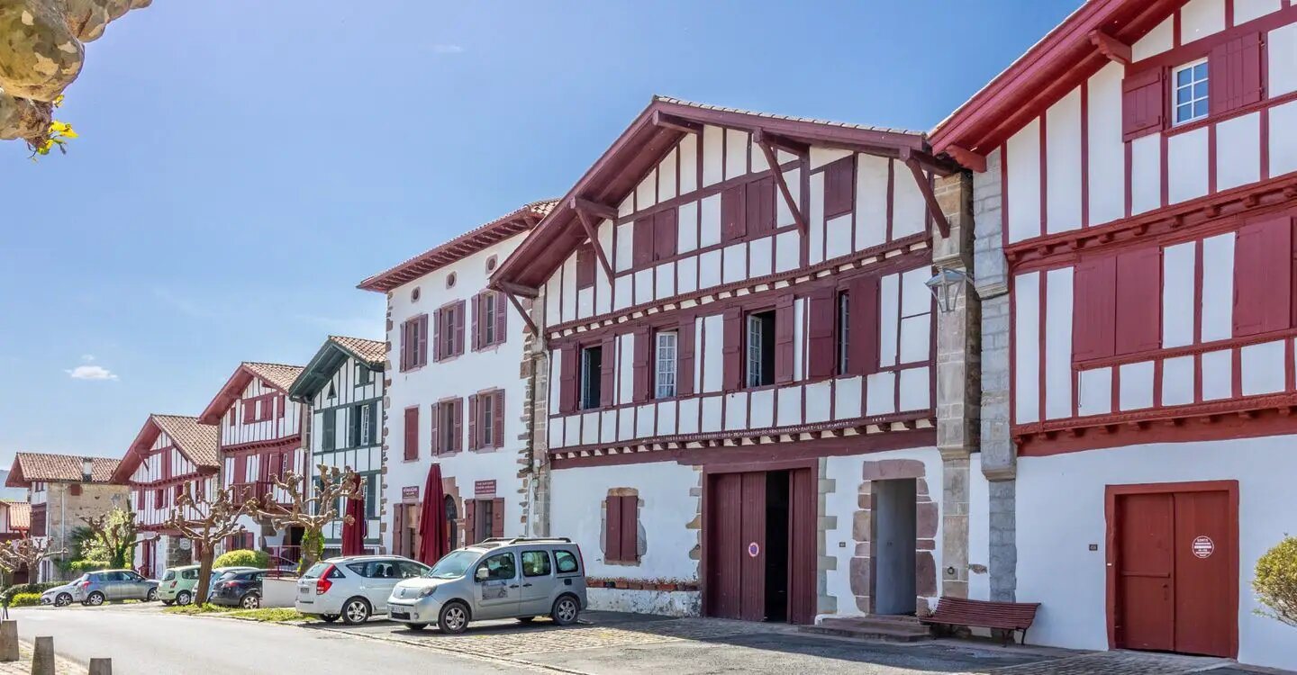 Maison à vendre, 270m², Ainhoa