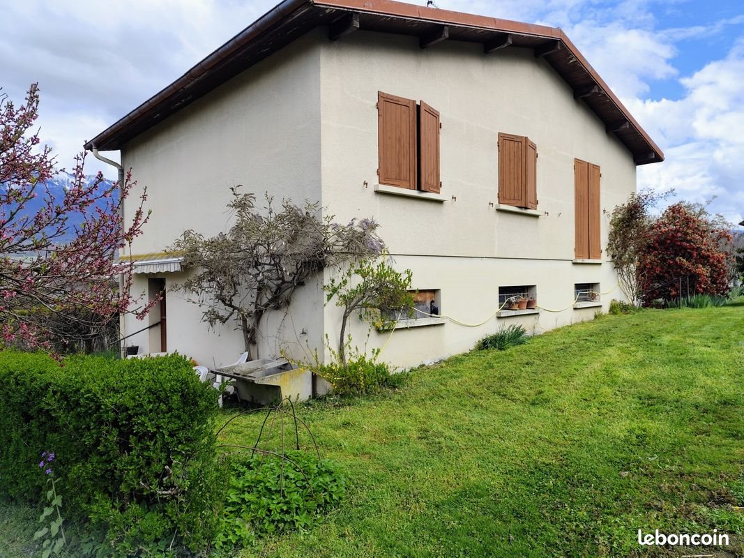 Maison à vendre, 103m², Sainte-Hélène-sur-Isère