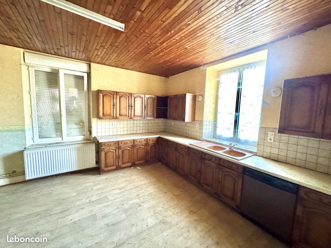Maison à vendre, 500m², Chambley-Bussières