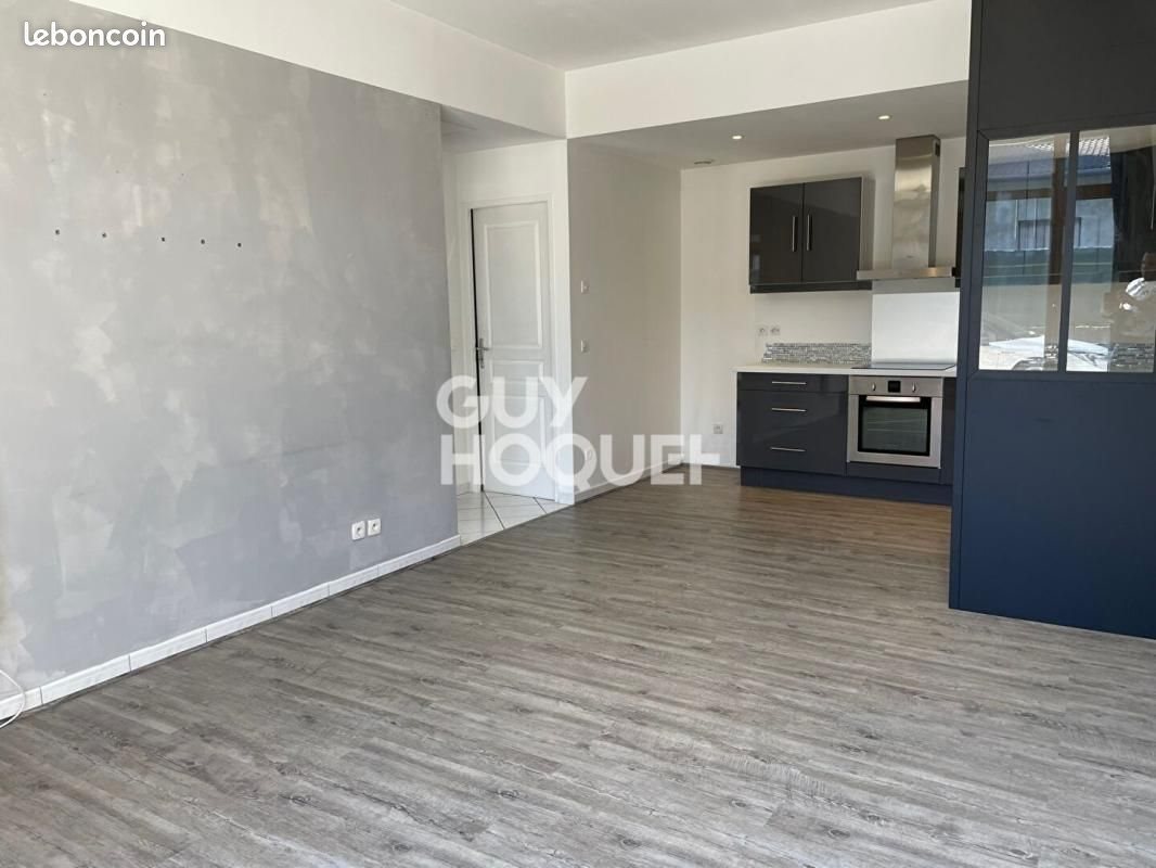 Appartement à louer, 43m², Eybens