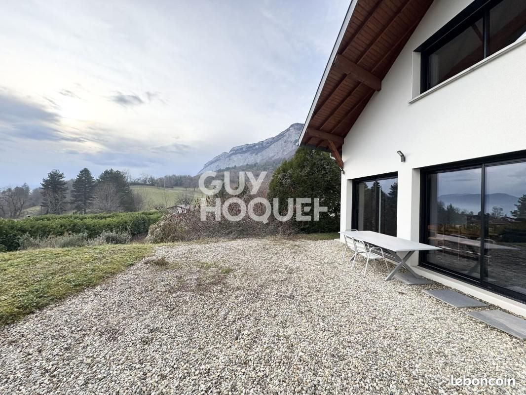 Maison à louer, 164m², Saint-Ismier