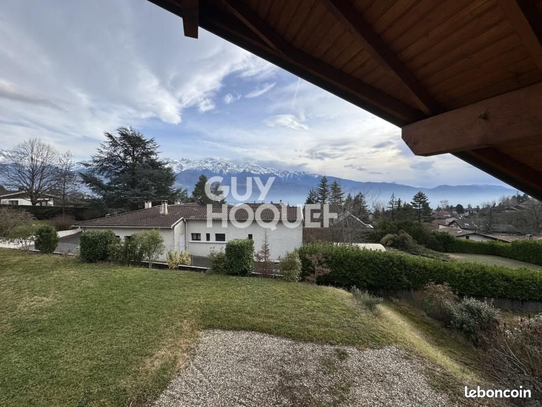 Maison à louer, 164m², Saint-Ismier