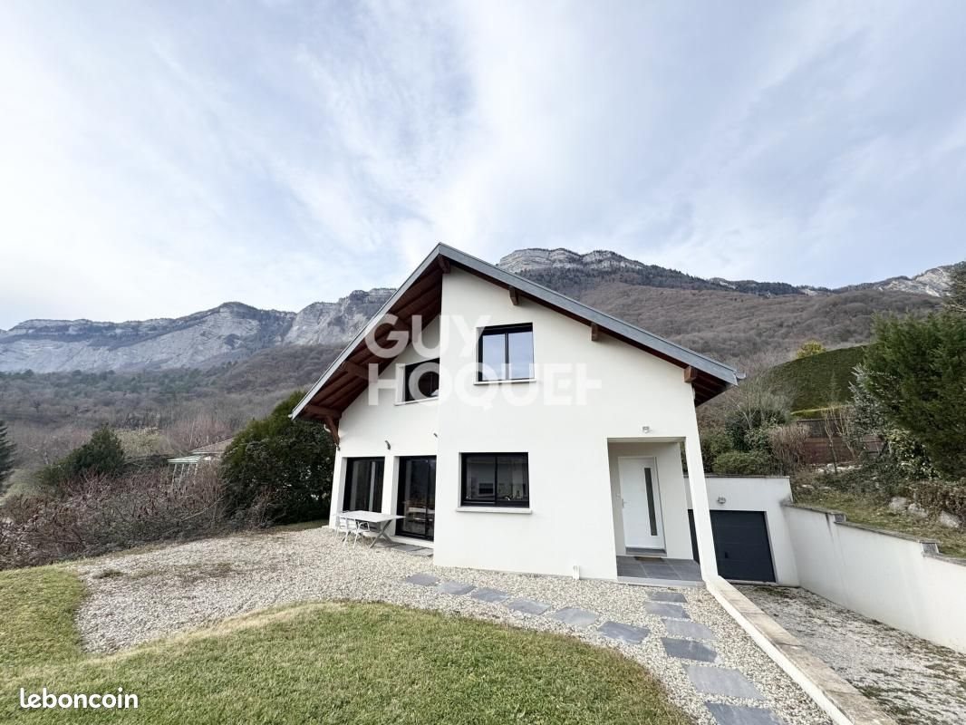 Maison à louer, 164m², Saint-Ismier