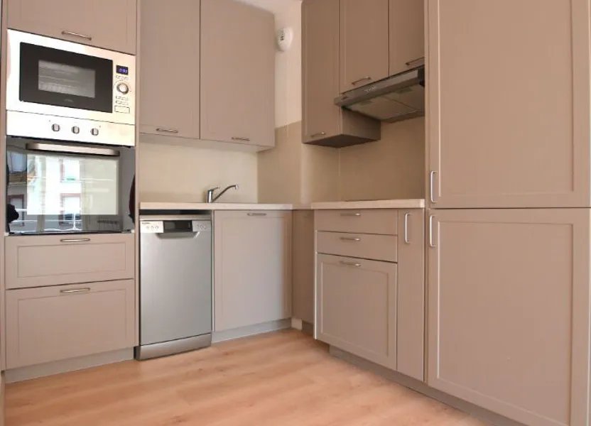 Appartement à louer, 43m², Rue