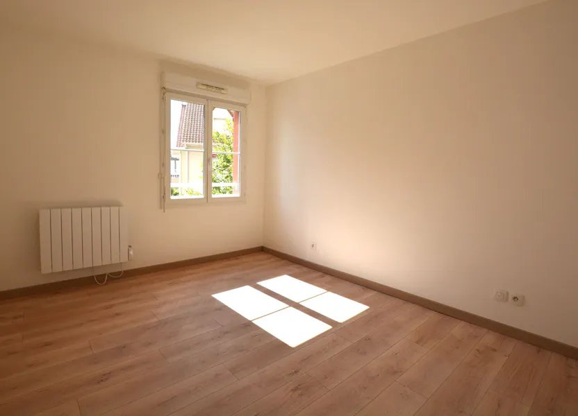 Appartement à louer, 43m², Rue