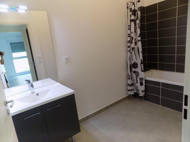 Appartement à louer, 61m², Loos