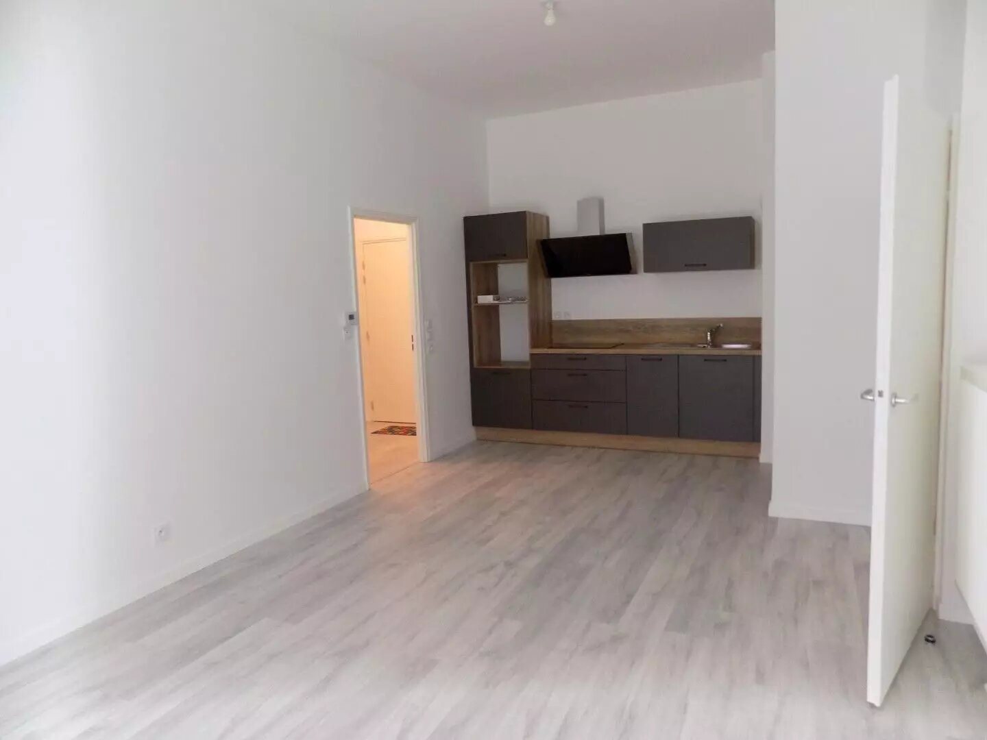 Appartement à louer, 61m², Loos