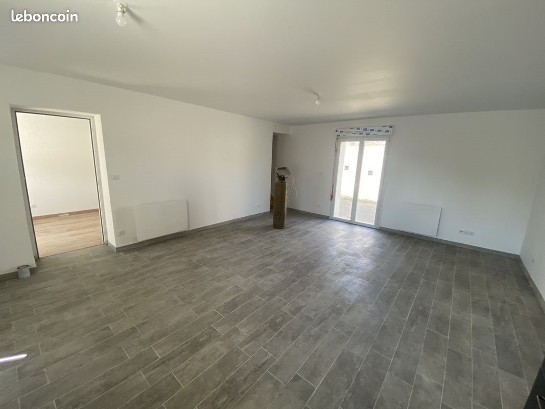 Maison à louer, 96m², Salency