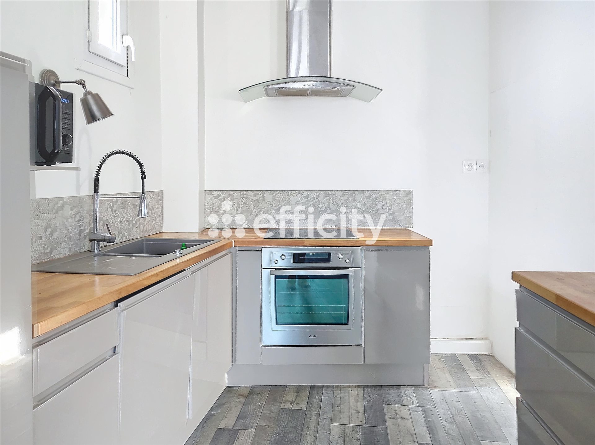 Maison à vendre, 110m², Saint-Martin-la-Plaine