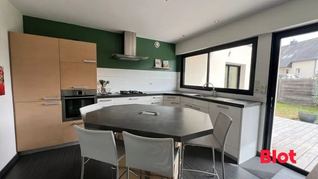Maison à vendre, 147m², Pont-Péan