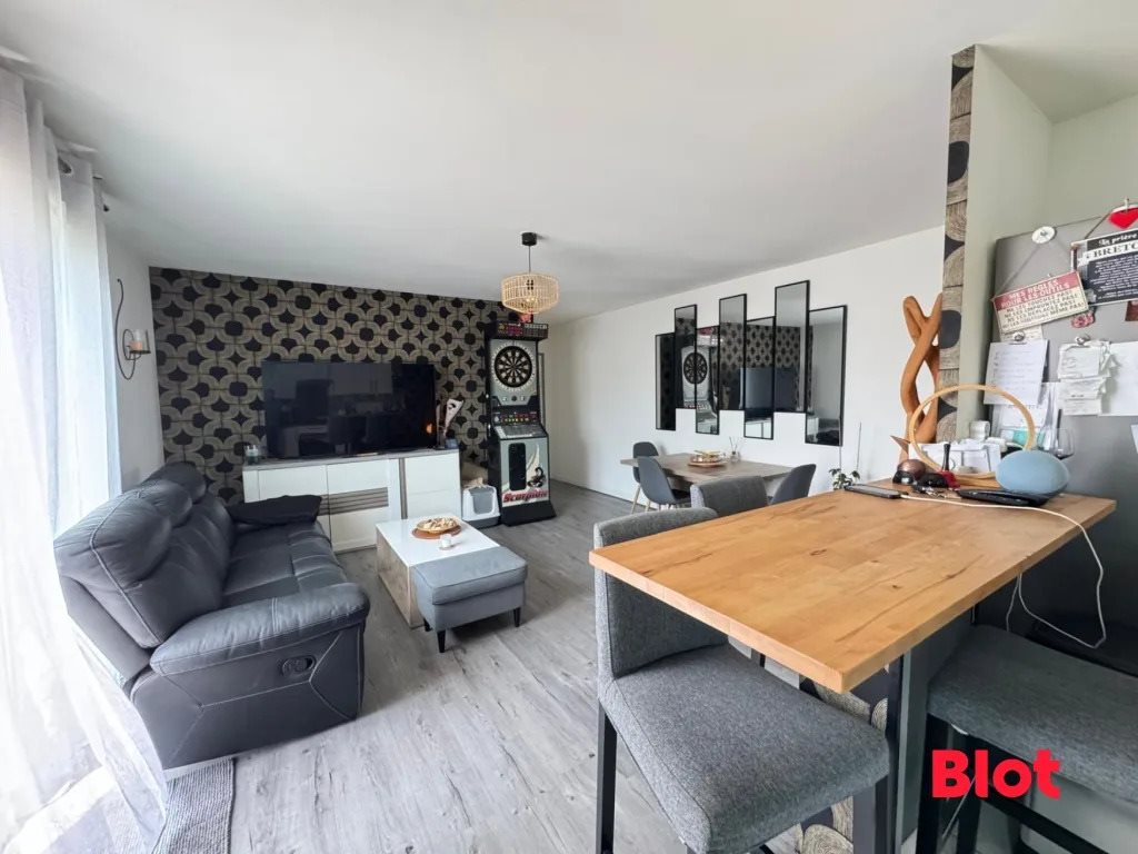 Appartement à vendre, 63m², Saint-Erblon