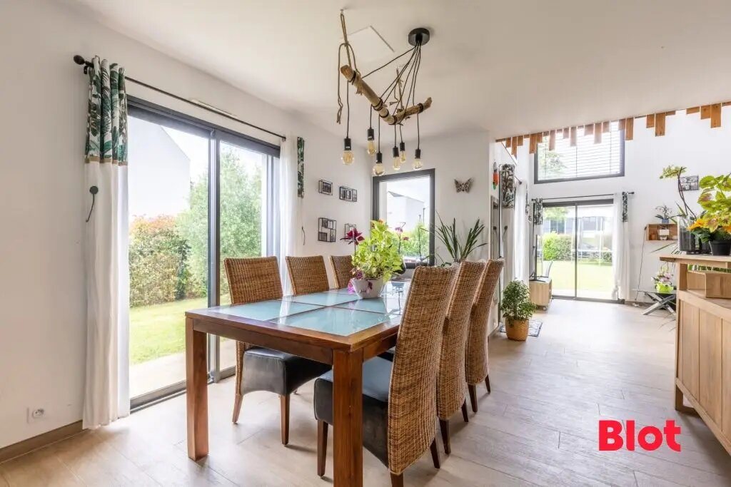 Maison à vendre, 147m², Saint-Erblon
