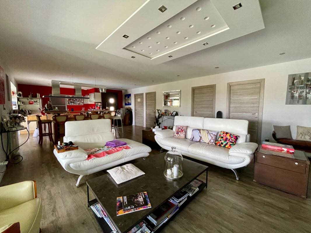 Maison à vendre, 201m², Bourgneuf