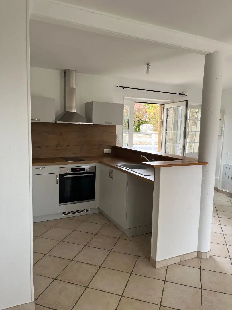 Maison à louer, 63m², Rots