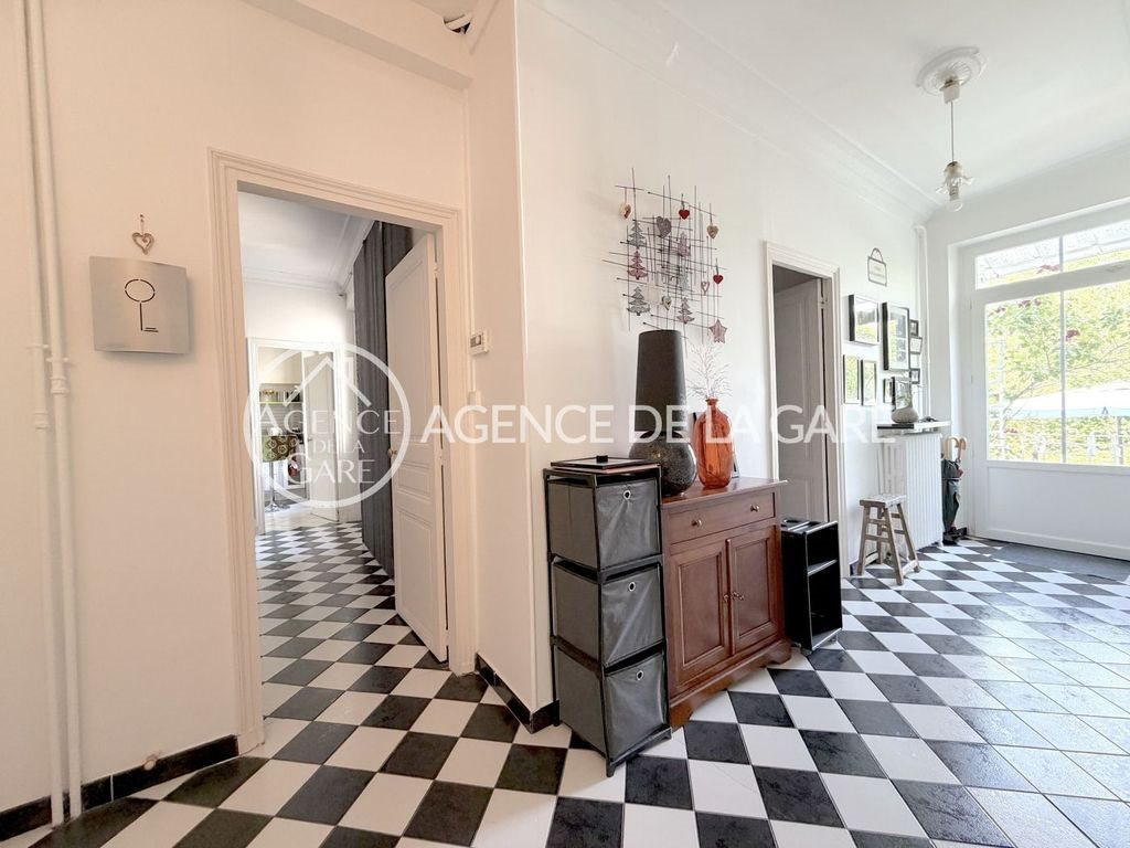 Maison à louer, 249m², Brunoy