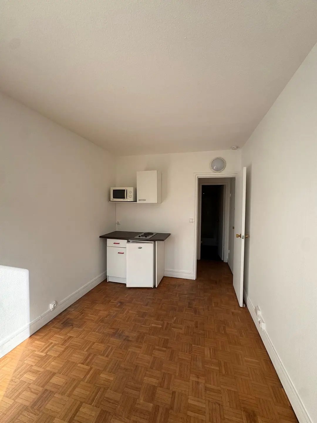 Appartement à louer, 14m², Paris 15ème