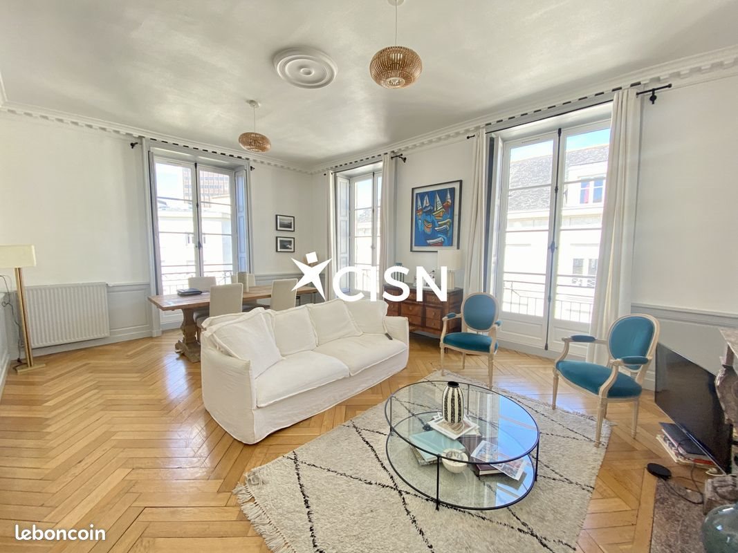 Appartement à louer, 123m², Nantes