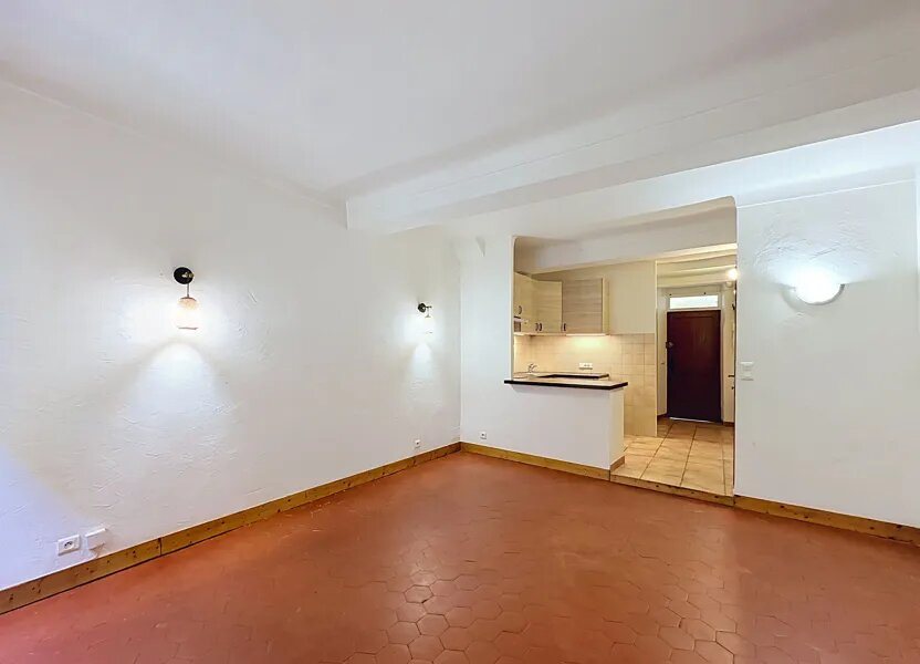 Appartement à louer, 29m², Biot