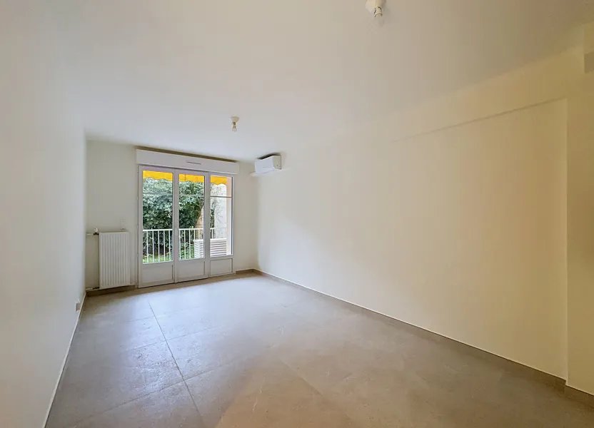 Appartement à louer, 48m², Cannes