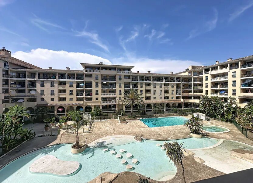 Appartement à louer, 27m², Cannes-la-Bocca