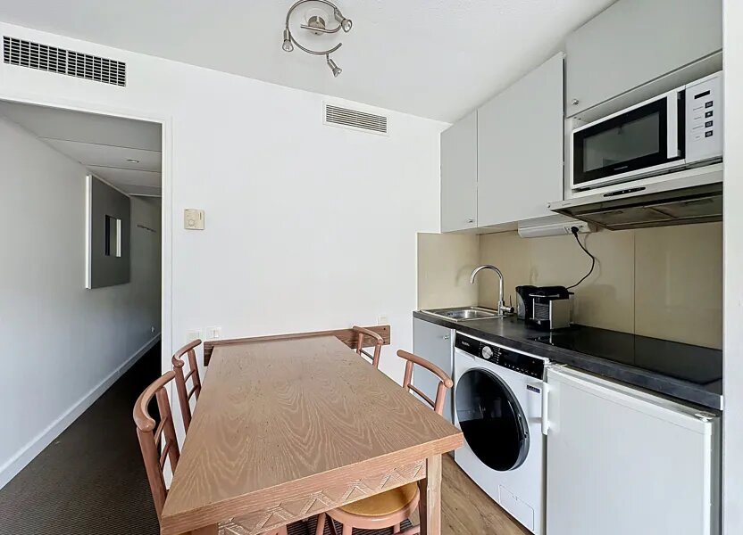 Appartement à louer, 27m², Cannes-la-Bocca