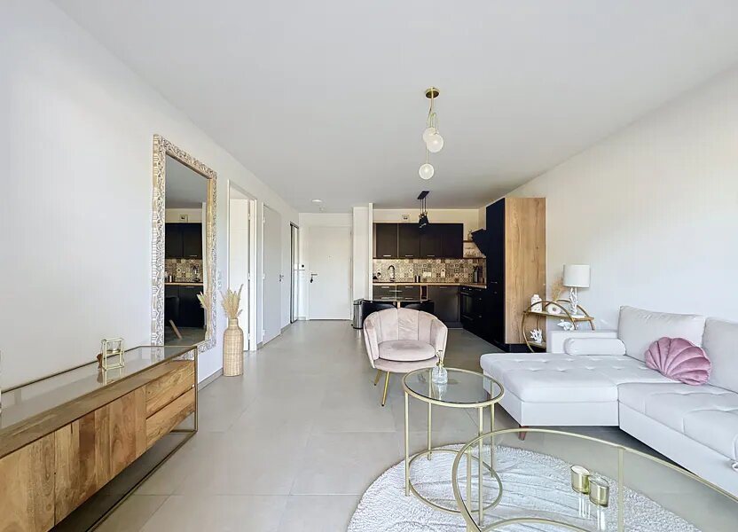 Appartement à louer, 45m², Mougins