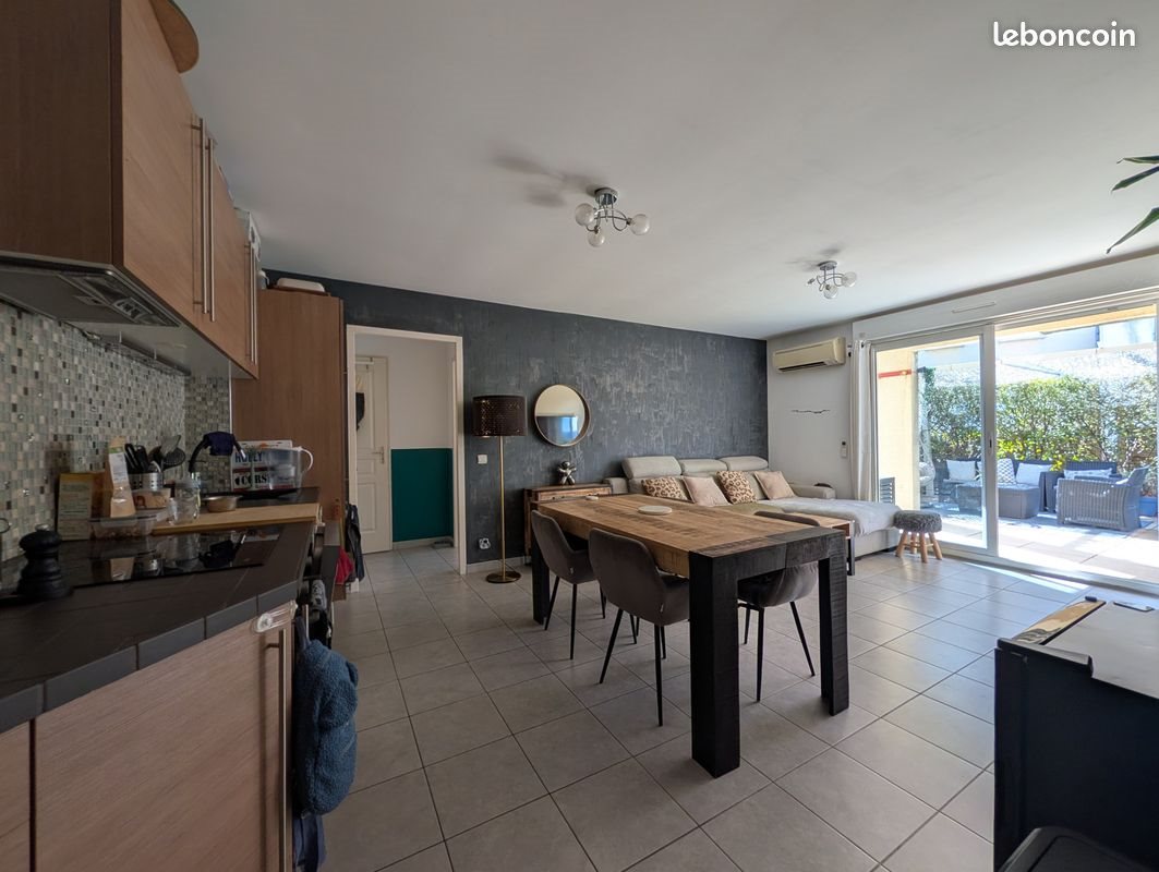 Appartement à vendre, 57m², Peyrolles-en-Provence