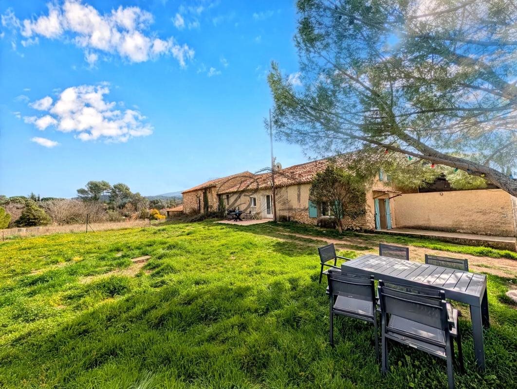 Maison à vendre, 176m², Grambois