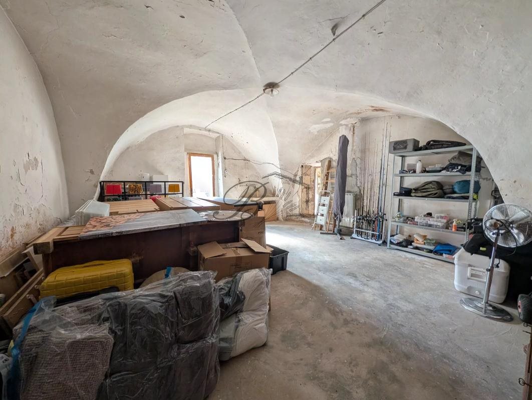 Maison à vendre, 176m², Grambois