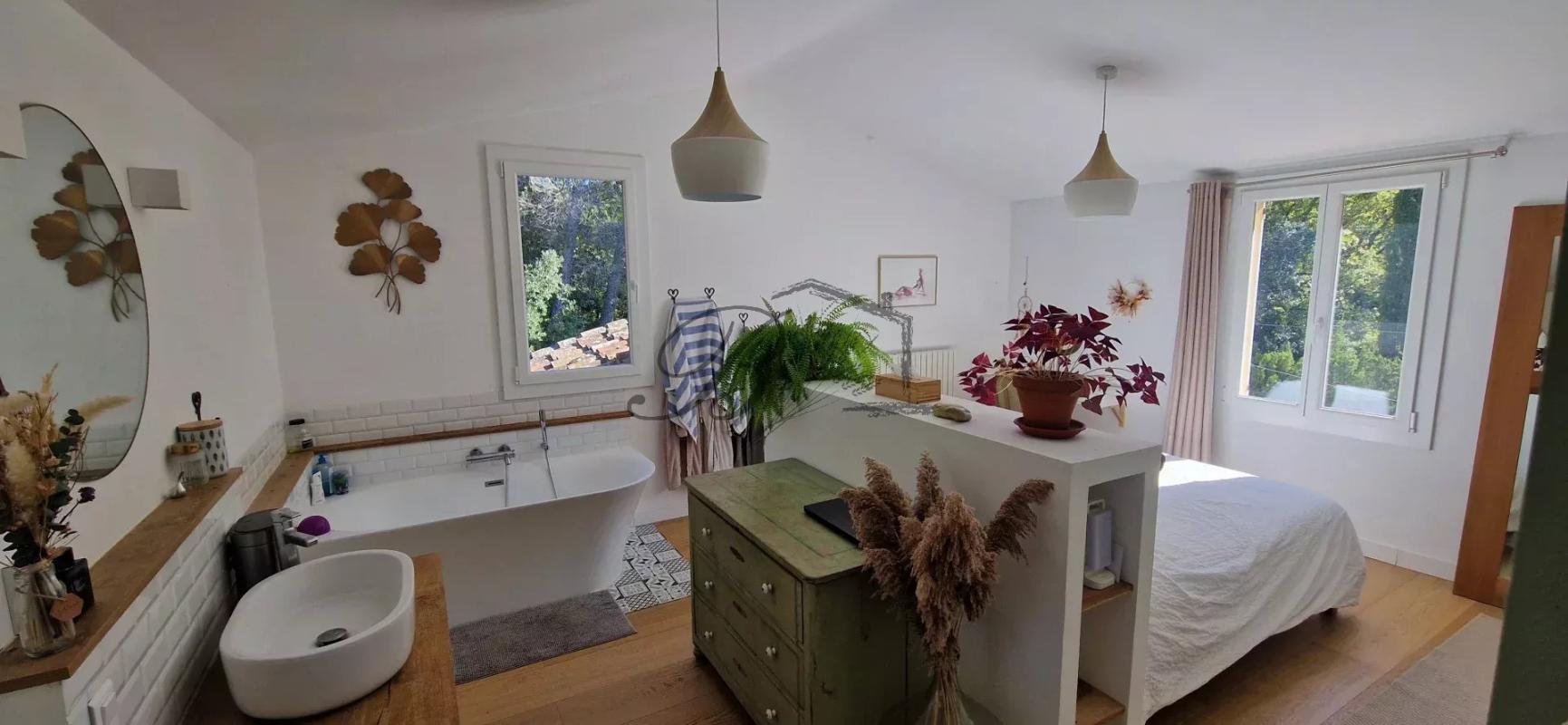 Maison à vendre, 132m², Lourmarin