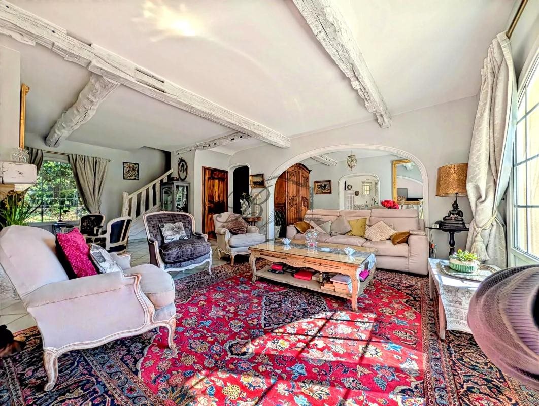 Maison à vendre, 206m², Meyrargues