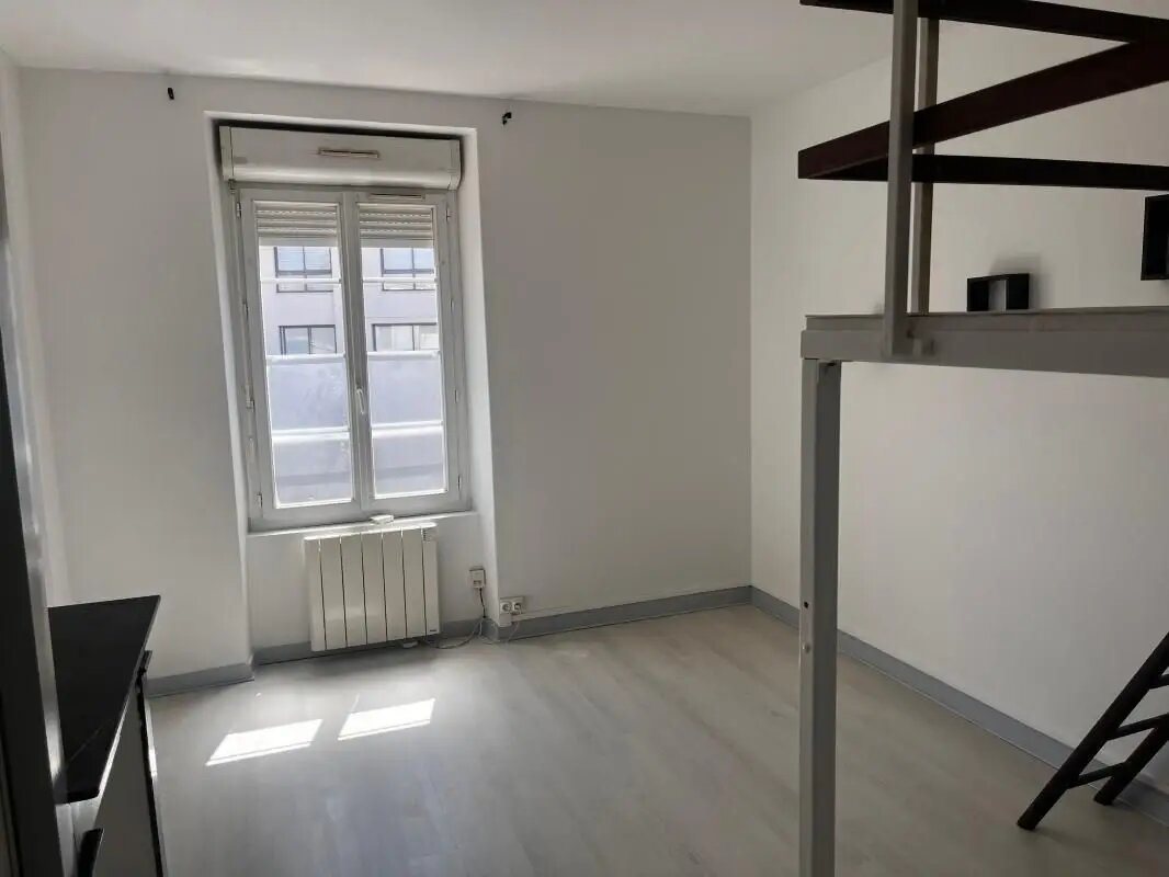 Appartement à louer, 24m², Niort