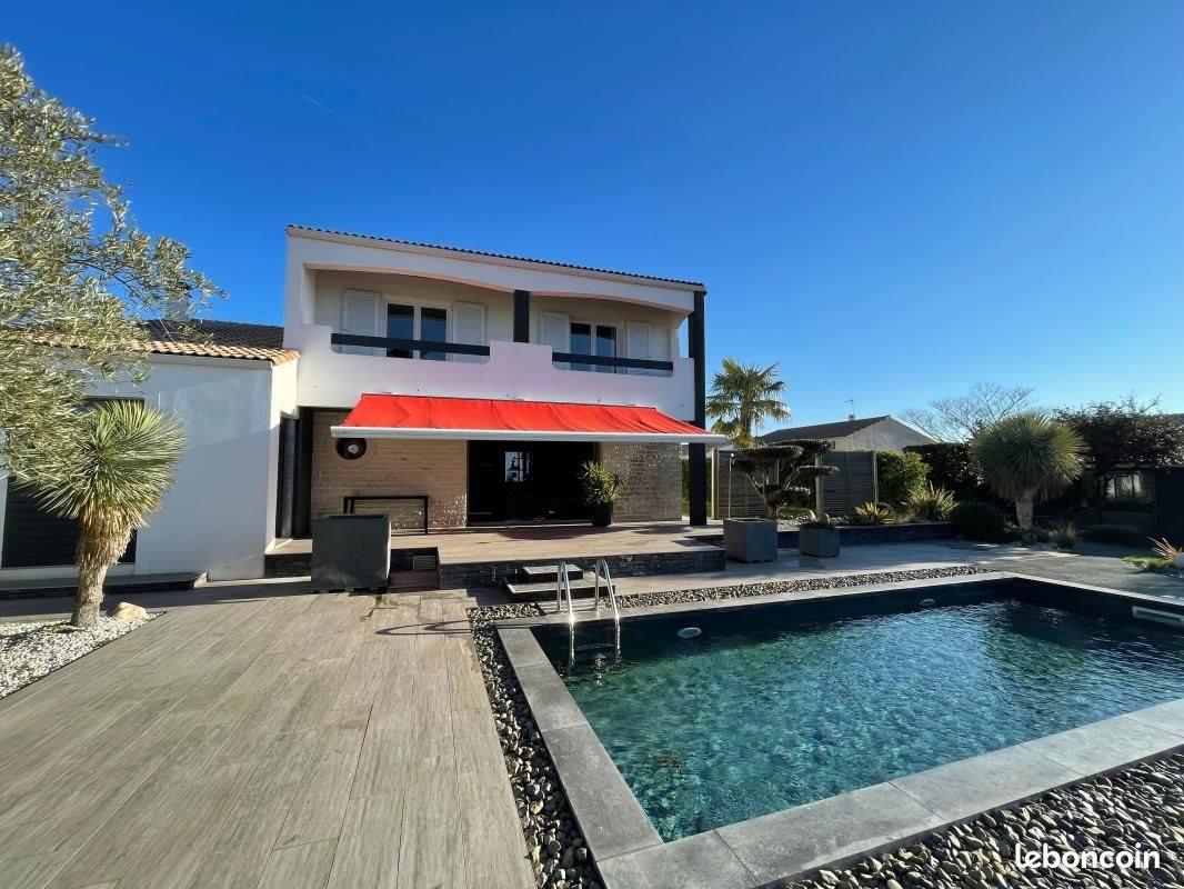 Maison à vendre, 201m², Chauray