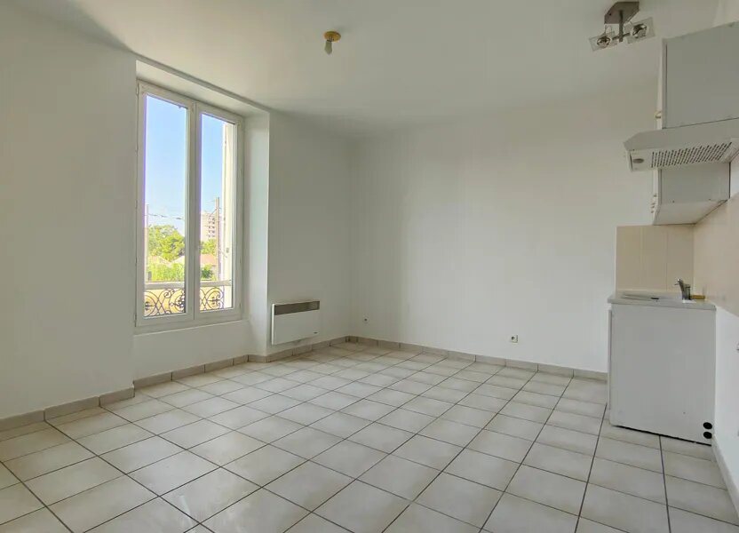 Appartement à louer, 49m², Toulon