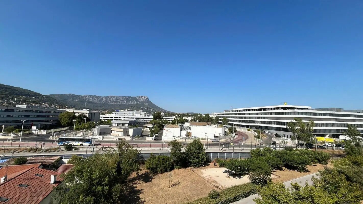 Appartement à louer, 54m², Toulon