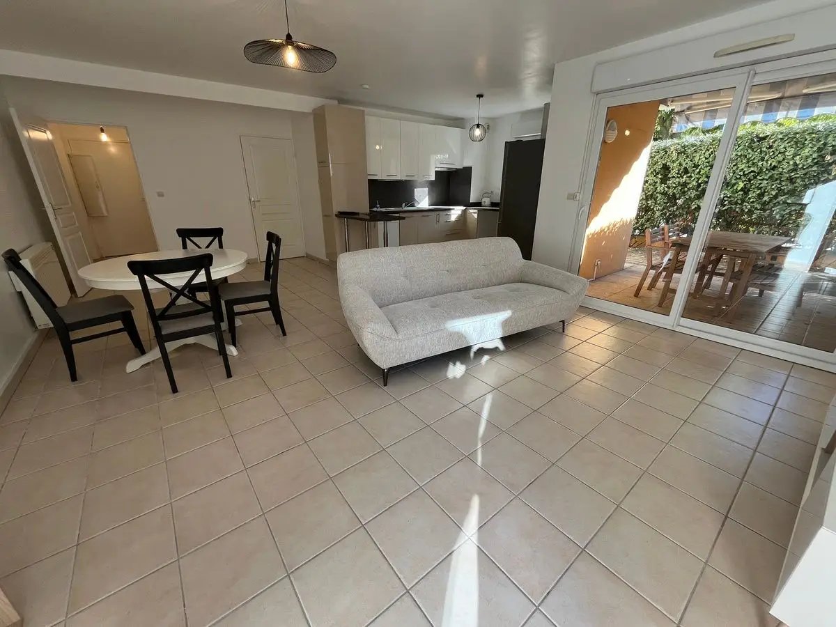 Appartement à louer, 77m², Le Pradet