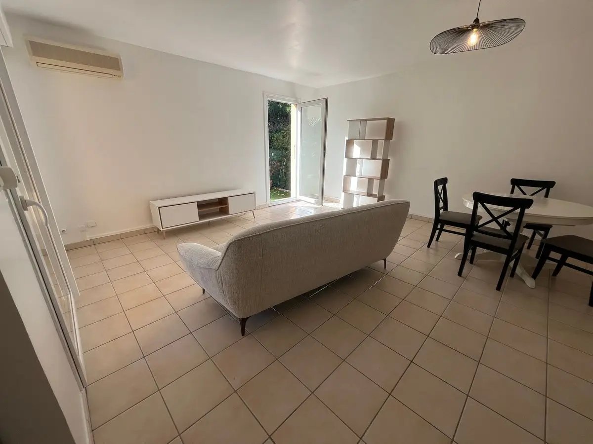 Appartement à louer, 77m², Le Pradet