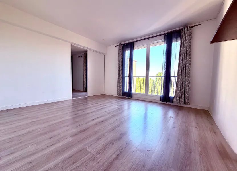 Appartement à louer, 68m², Chelles