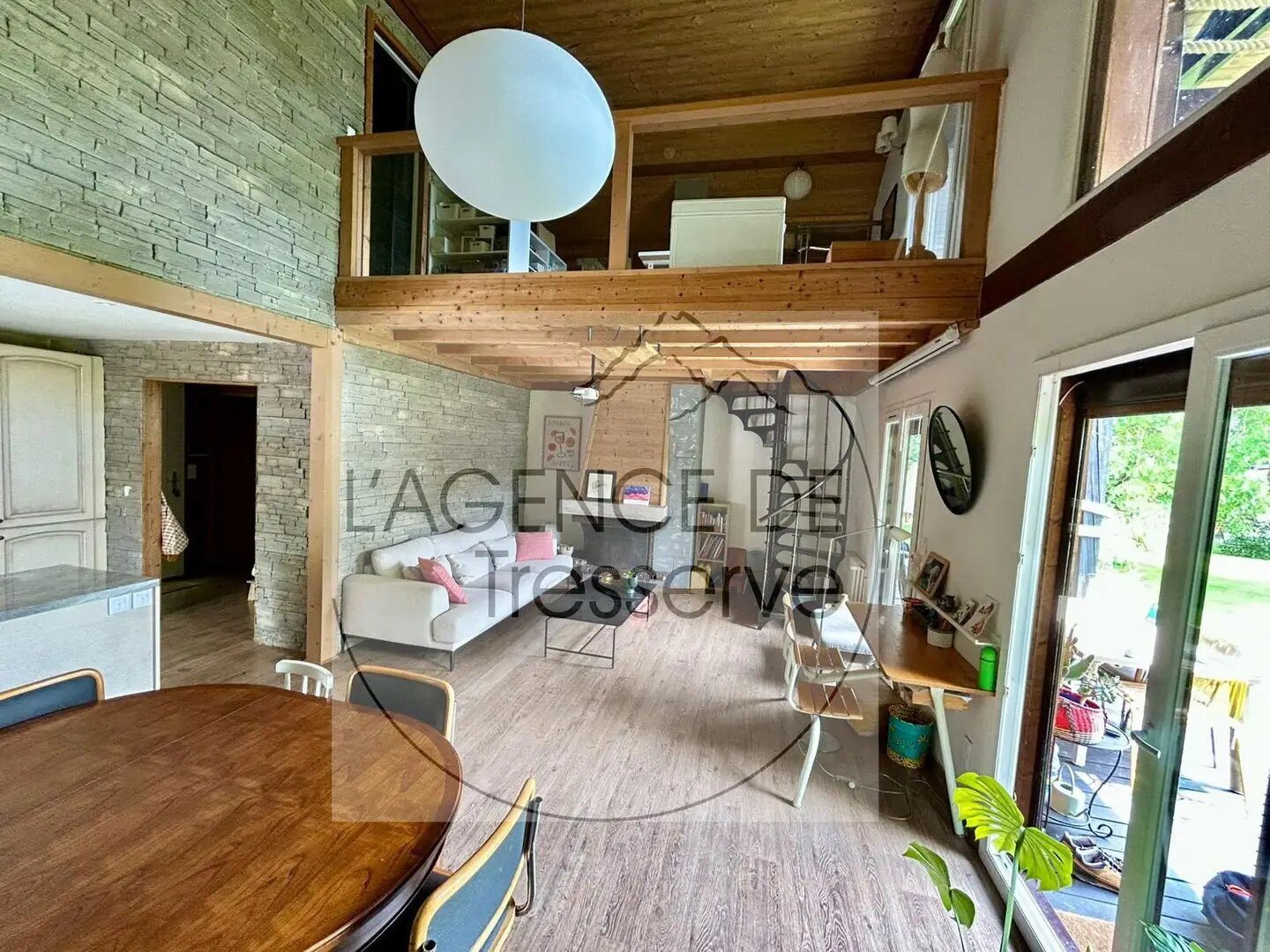 Maison à vendre, 101m², Tresserve