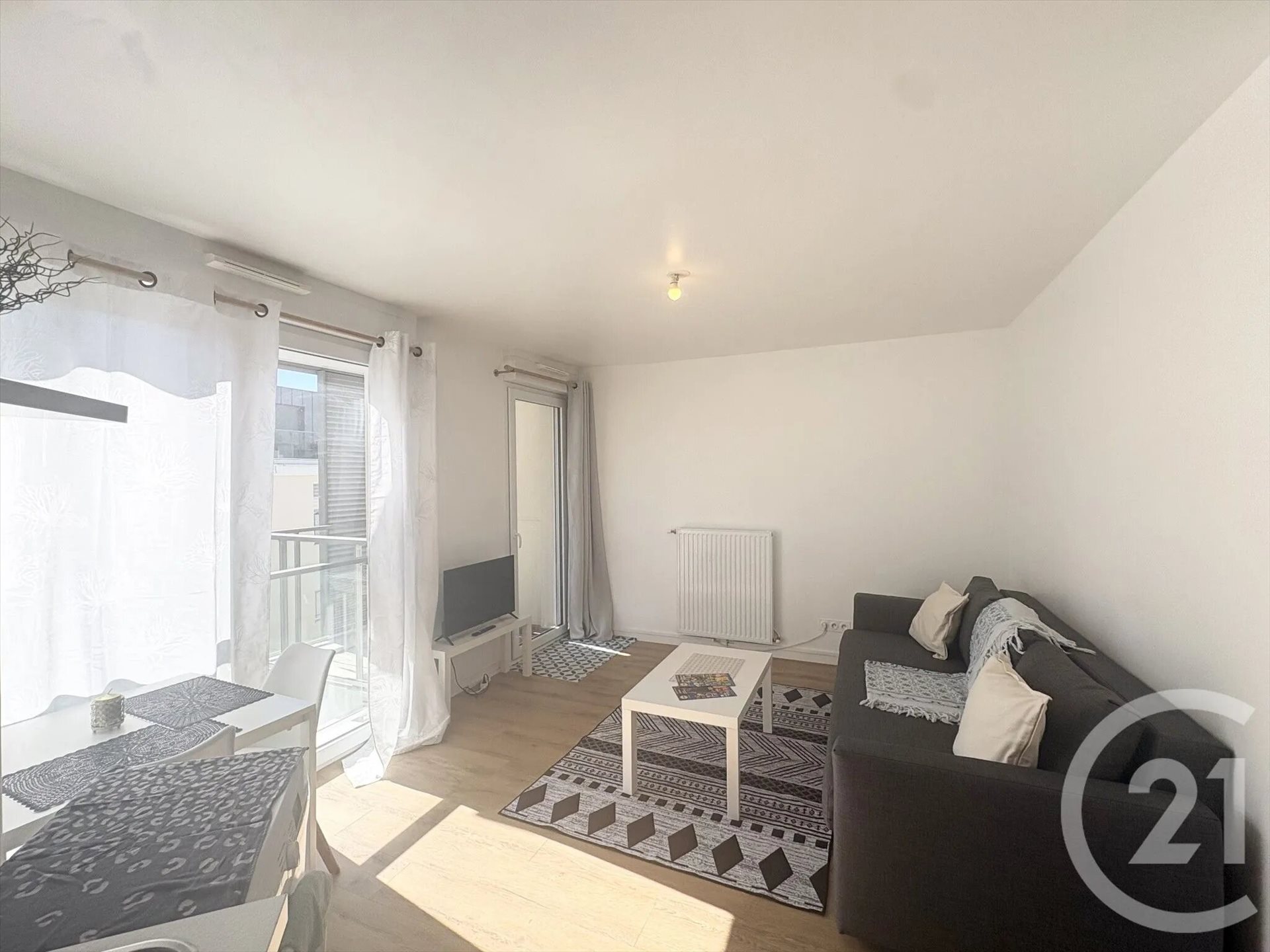 Appartement à louer, 24m², Châtenay-Malabry