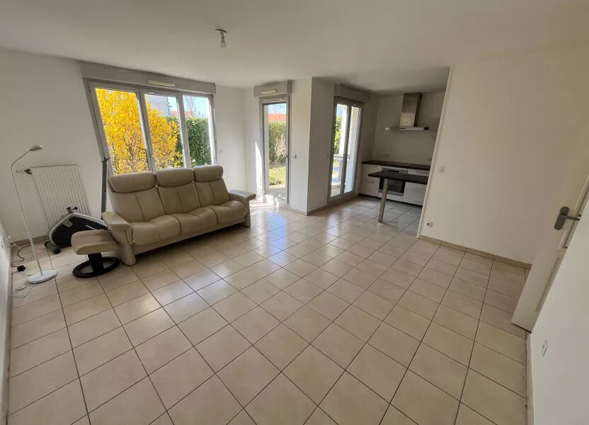 Appartement à vendre, 72m², Saint-Etienne-de-Saint-Geoirs