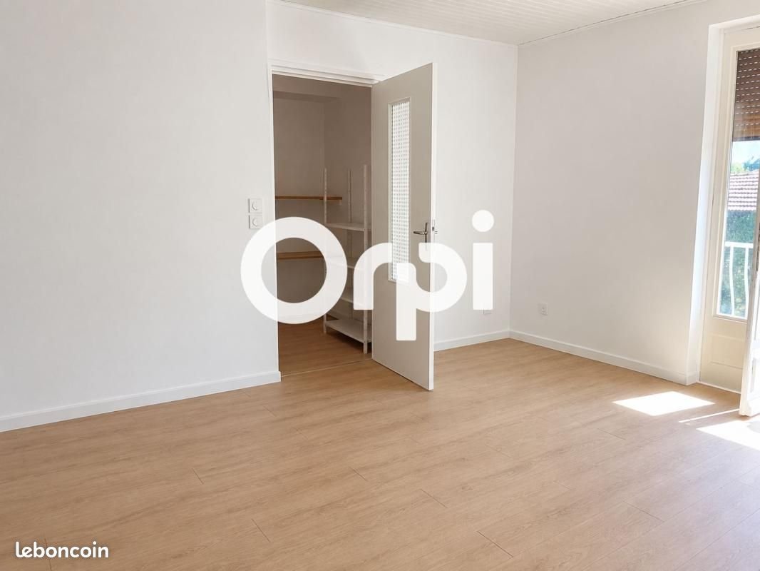 Appartement à louer, 40m², Faramans
