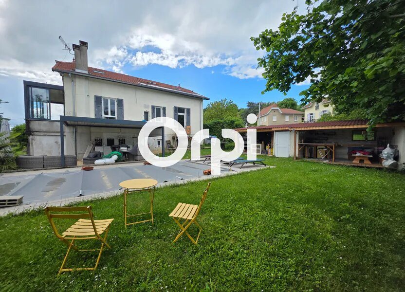 Maison à vendre, 184m², La Côte-Saint-André